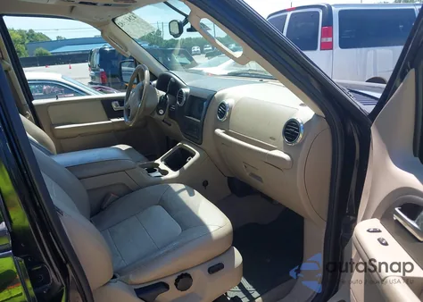 2004 Ford Expedition Eddie Bauer from USA, damaged, VIN 1FMPU17L14LA74732